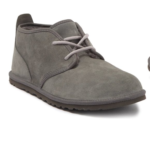 UGG Chukka Boots - Picture 1 of 6